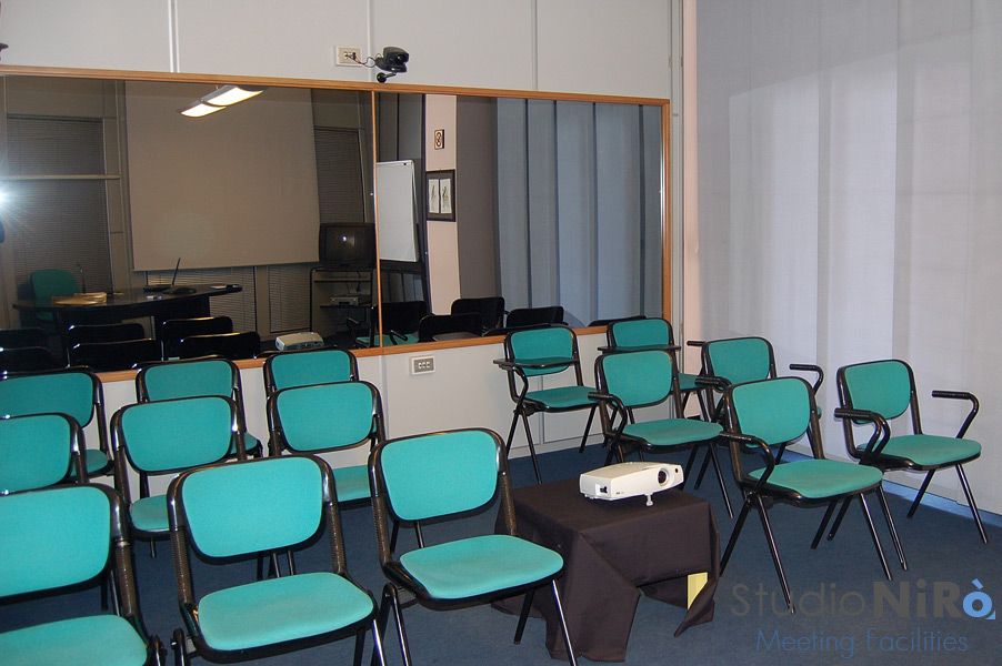 Sala riunione C